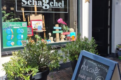 Kunstcafé straatbeeld